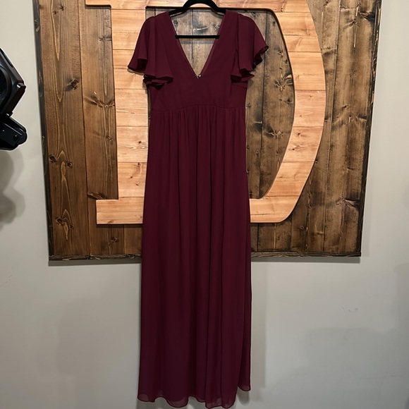 NWOT Birdy Grey Hannah Chiffon V-Neck Flutter Sleeve Dress in Cabernet - Picture 4 of 8